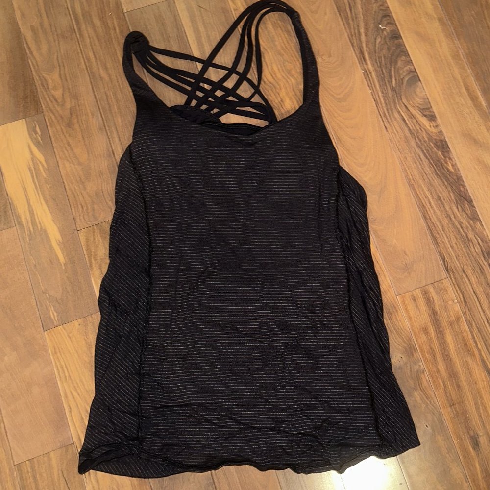 Lululemon Free To Be Wild 2-In-1 Tank Top Black/Black Size 6